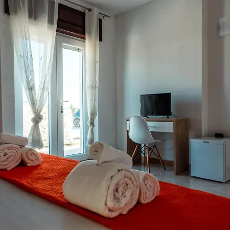 Mirella Rooms By Diddoi Pensión *